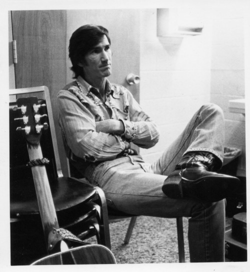 shopmidnightrider:”Townes Van Zandt is the best songwriter in the whole world and I’ll stand on Bob 