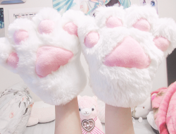 httpkitsune:  Cat cosplay gloves   ♡ Use