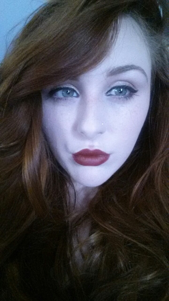 professor-pornography:  pervylittlekitty:  😍😍😍   Damn! Looking hot pervylittlekitty!!