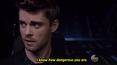 xisuthros:Lincoln being brave but also a little scared with Melinda “Daisy’s Mom” May.