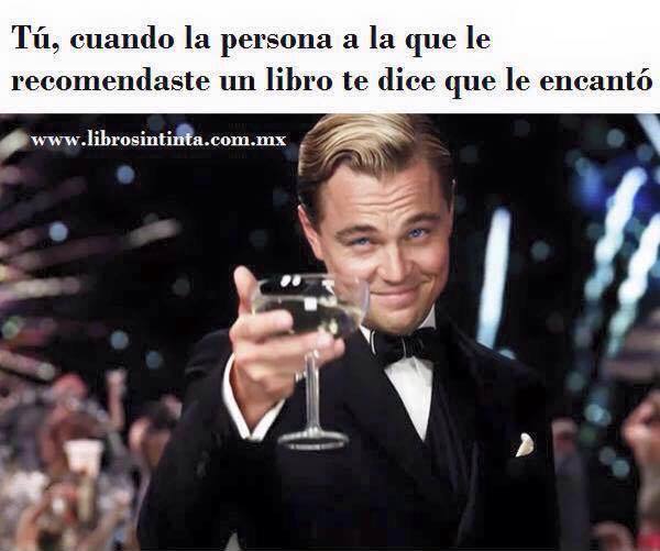 somospandaspordentroyporfuera:  -Una chica invisible. 