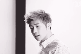  sunggyu + hair styled up 