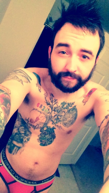 arandompornbl0g:  I took this before I left for vacation. Enjoy. 