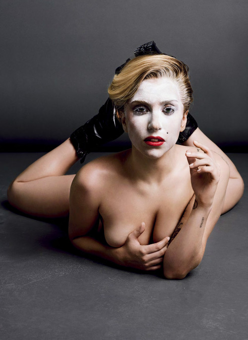 Lady gaga nude twitter