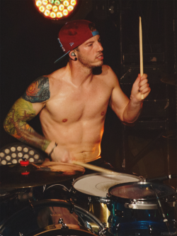 paramophy:  JOSH DUN. 