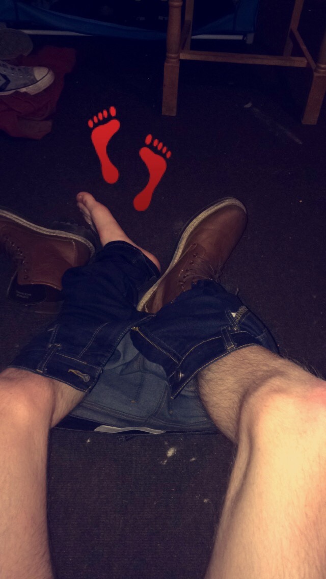 imboredandlikeboys:   Follow me: http://imboredandlikeboys.tumblr.com  Submit Photos!