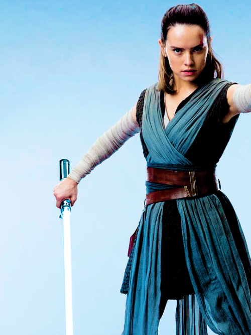 daisyridleyupdated: New promotional images of Daisy Ridley in her Jedi training outfit as Rey from S