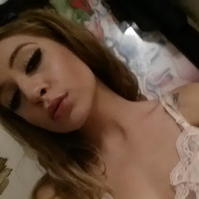 littleluvsiclace:  wydwydwyd. 
