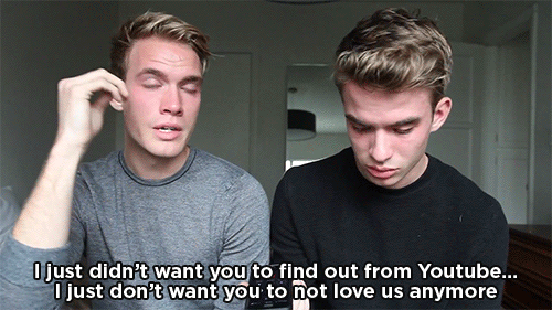huffingtonpost:  Gay Twins, The Rhodes Bros, Come Out To Father In Emotional YouTube