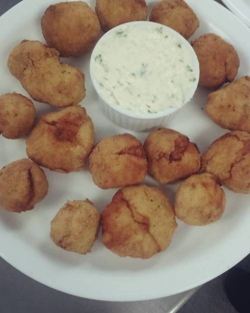 Nuggets e maionese#2Semestre #Gastronomia #gastronomiafmu #carneseaves (em FMU - Gastronomia)