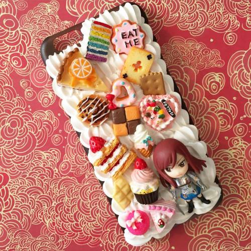 An iPhone 6/6S case dedicated to Erza&rsquo;s love of cake! I&rsquo;ll have this at Anime US