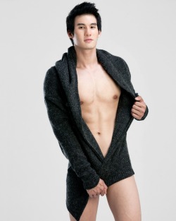 thaimodel:  Rattasart Roongsirithip for Attitude Thailand