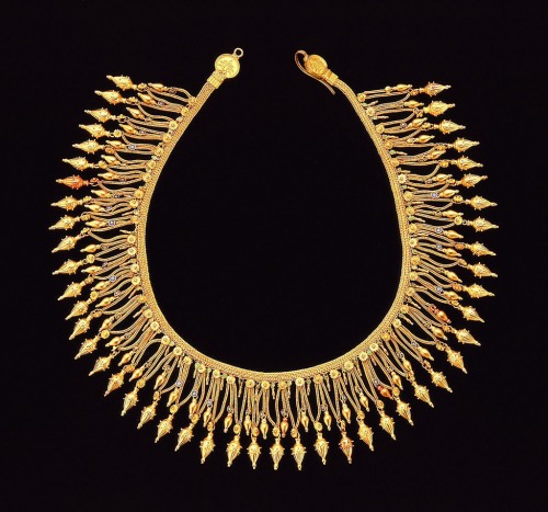 Fortunato Pio Castellani &amp; Sons, necklace Melos, 1873. Gold mesh chain, in Greek-Etruscan style,