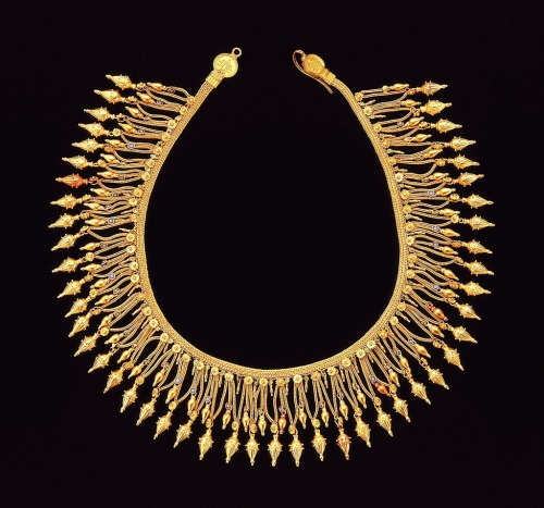 Etruscan style necklace