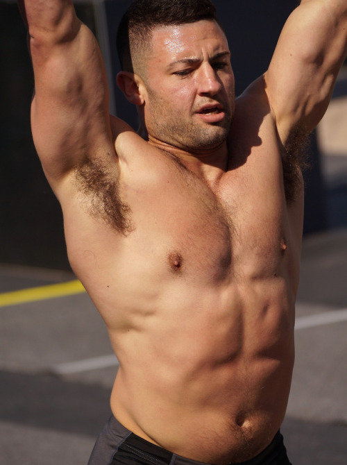 men's armpits
