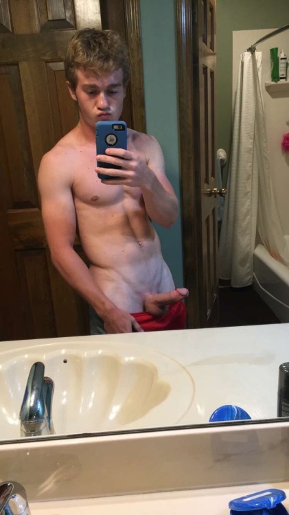 baitkc:  Jake 18yrs. Straight boy 