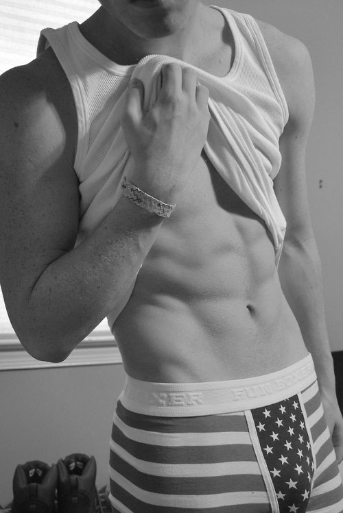 kiss me !