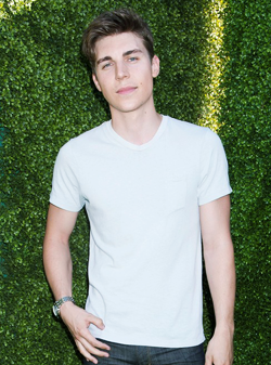 nolangerardfunkonline:  Nolan attends the JustJared Summer Fiesta on July 12, 2014, at Pink Taco in West Hollywood. 