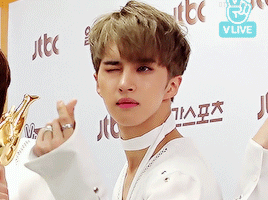 ottokaji-vixx:  the cute prince king of finger hearts  ଘ(੭*ˊᵕˋ) ~♥ bonus:
