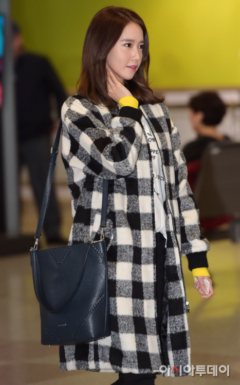 whenthethingsiwantishere:    160211 Gimpo Airport by Press   