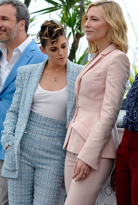 thefingerfuckingfemalefury: asymbina:  thefingerfuckingfemalefury:  ourceremonies: lmao same GET IT GIRL  she’s this close to licking her and biting her lip  The last time I saw THAT MUCH THIRST to get railed by Cate Blanchett on a persons face I was