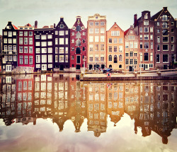 smiling-hearts:   Amsterdam by Anna Gett  omg 