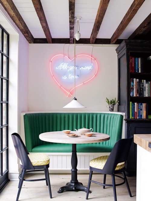 thebowerbirds: Source: Vogue LivingHappy Happy Sunday! Well isn’t this the perfect breakfast nook fo