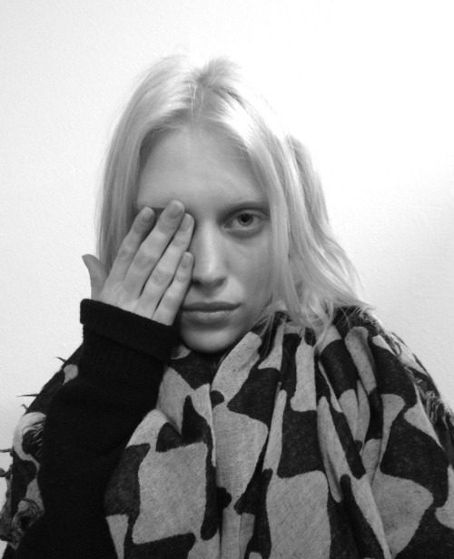 prettydressesinthelaundry:   