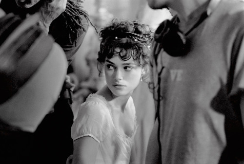 tomhiddletson:“I think every girl is looking for her Mr. Darcy.” - Keira KnightleyKeira Knightley an