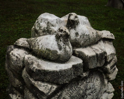 dansemacabre-:  McCord Cemetery, my photos, Gabrielle Gaia on Flickr