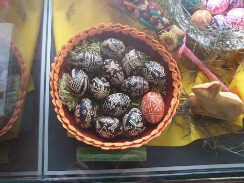 lamus-dworski:Old patterns on traditional pisanki (decorated Easter eggs) from the region of Opoczno