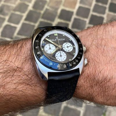 Instagram Repost
ralftech_official  2022 is coming… Are you ready? Featuring this amazing WRV Automatic Chronograph Tachymètre spotted in #london this morning. [ #ralftech #monsoonalgear #divewatch #watch #toolwatch ]