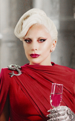gagaloon:  Lady Gaga as ‘Elizabeth: The Countess’ for AHS: Hotel 