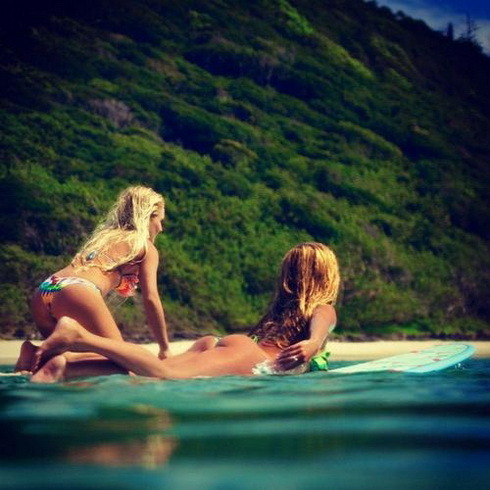 Surf Girls
