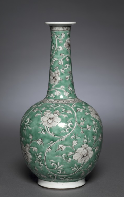 Bottle Vase with Floral Scrolls, 1662, Cleveland Museum of Art: Chinese ArtSize: Overall: 27.3 cm (1