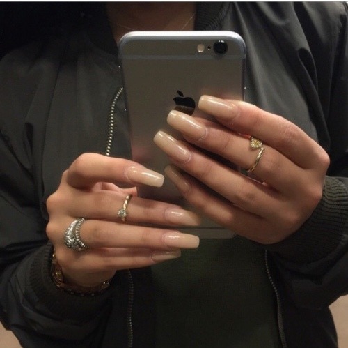 itslatingirl:    ♡  more here  ♡   