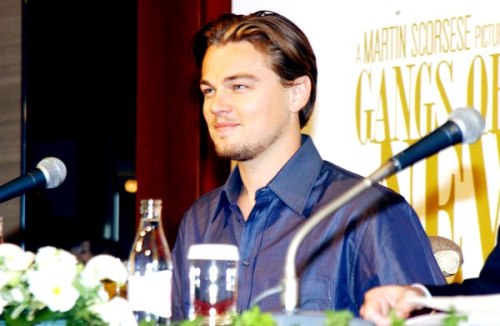 leonardodicapriodaily:  Leonardo DiCaprio adult photos