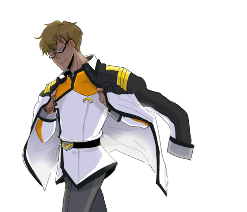 linipik: Boyfriend’s new uniform