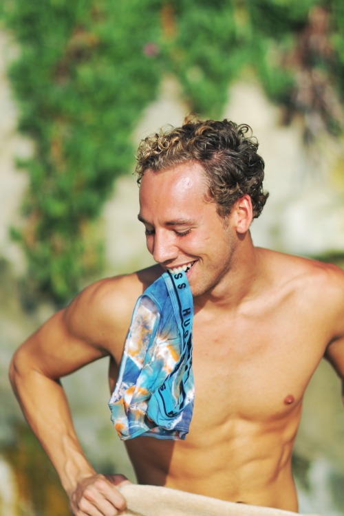 tiedyeundies:  You can’t Eat them but you can Wear them!  