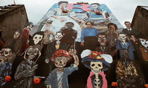 luisglzruiz:  -Megaofrenda Frida Kahlo UNAM 01/11/2014 