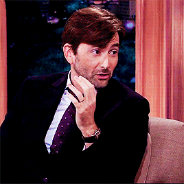 sunsetcurveofficial:David Tennant being adorable on the Late Night Show with Craig Ferguson (10.11.2