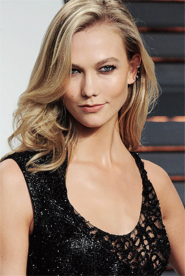 karlieklossie:  Karlie Kloss at the 2015 Vanity Fair Oscars Party