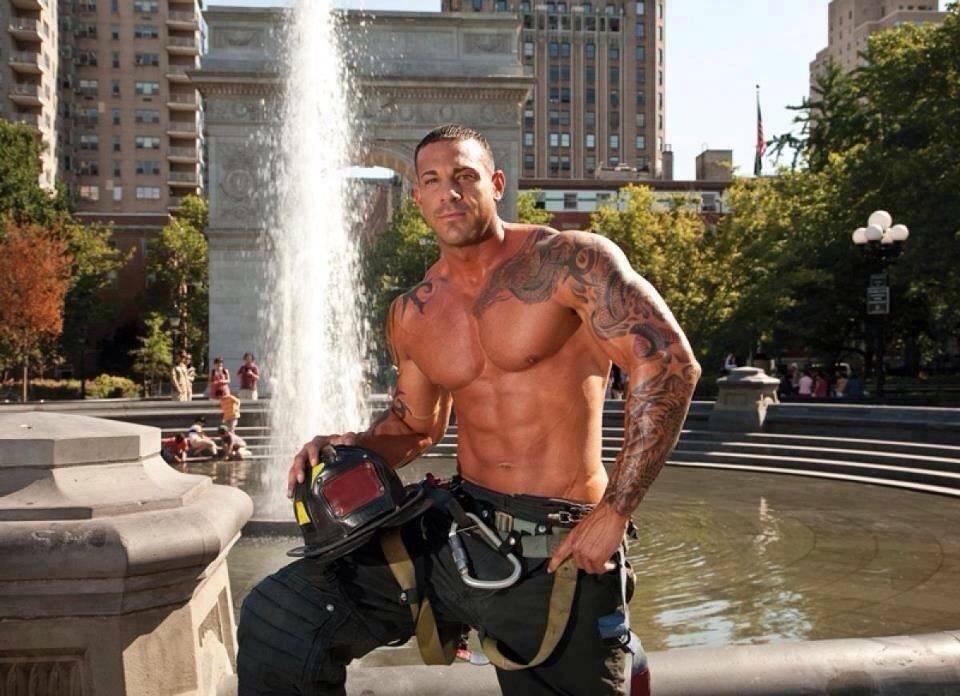 puphawaii:  sexymenandgayporn:More sexy tattooed guys   bone-up!  puphawaii &amp;