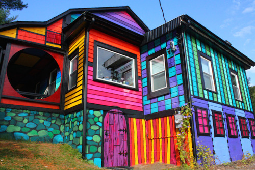 archiemcphee:Artist Kat O’Sullivan, aka Katwise, (along with help from her partner Mason Brown and their friends) transformed a dilapidated 19th century farmhouse in the woods near the hamlet of High Falls, New York into a technicolor dream house. Both