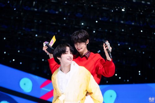 k-popviewer - K-pop Viewer