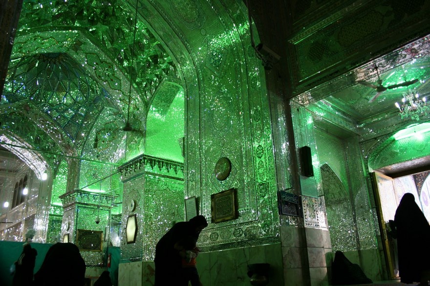 culturenlifestyle: Stunning Mosque Decorated In Millions Of Mirror and Glass Shards