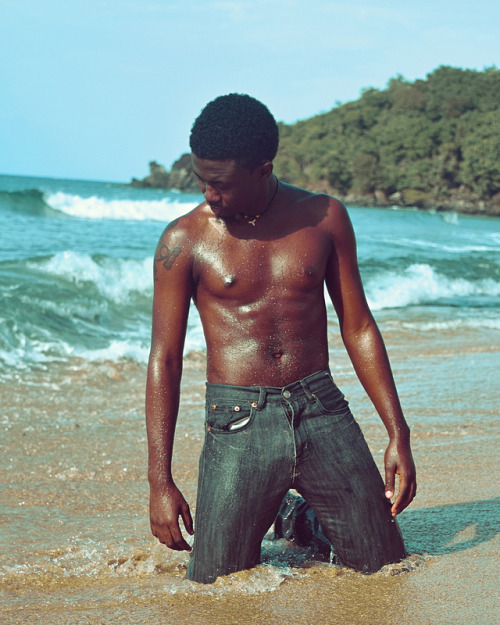 Beach bum ….dark chocolate edition  #photography #photooftheday #stvincent #malemodel #photoshoot #nikon #beach #me