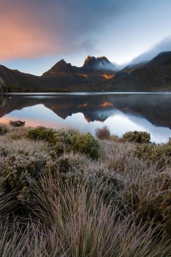 sublim-ature:  Dove Lake, Tasmania, AustraliaJérôme Berbigier