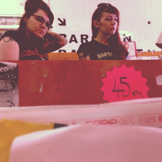 siegfy:  #recordstore #uk #london #soho (Music &amp; Video Exchange) 