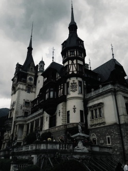 s-o-u-t-h-o-f-h-e-a-v-e-n-69:Peleş castle, Romania